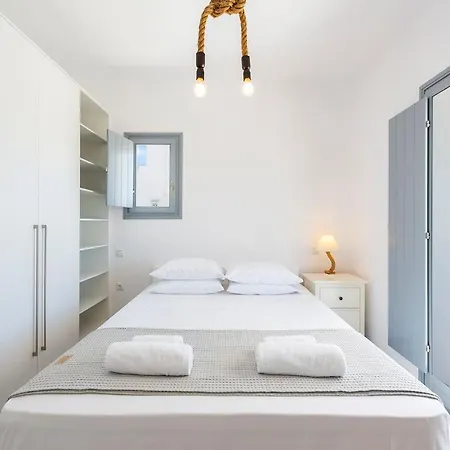 Apartment Agkairia´s House Angairia